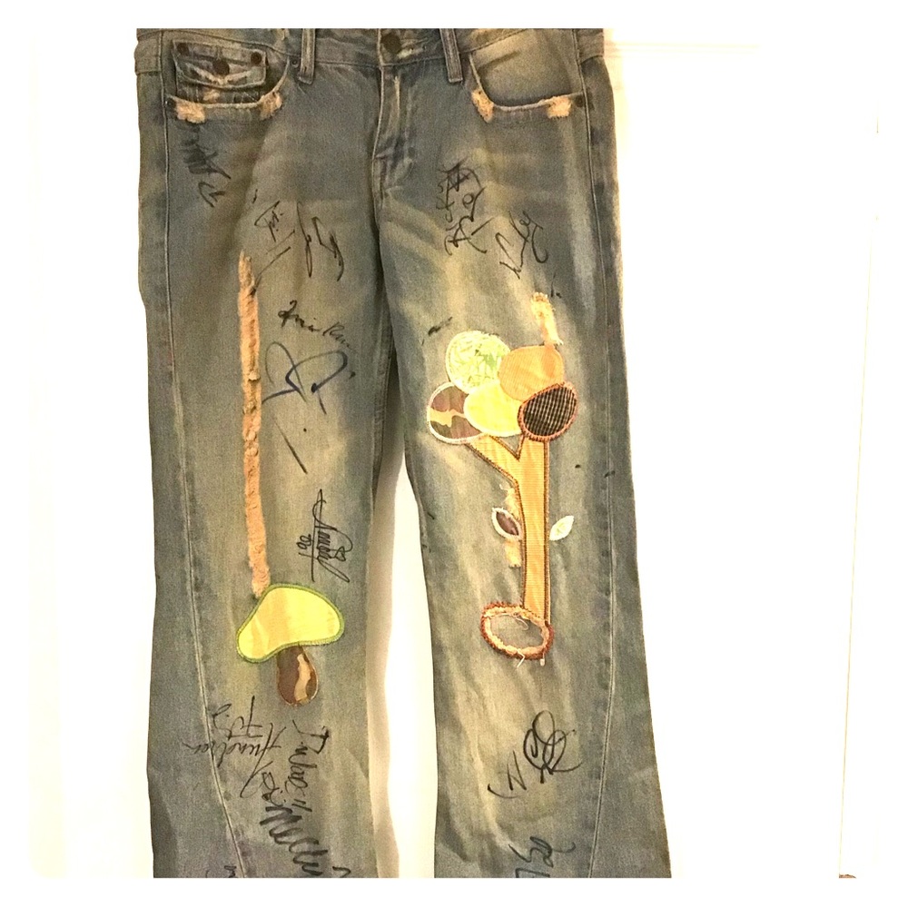 2006 Autograph Jeans